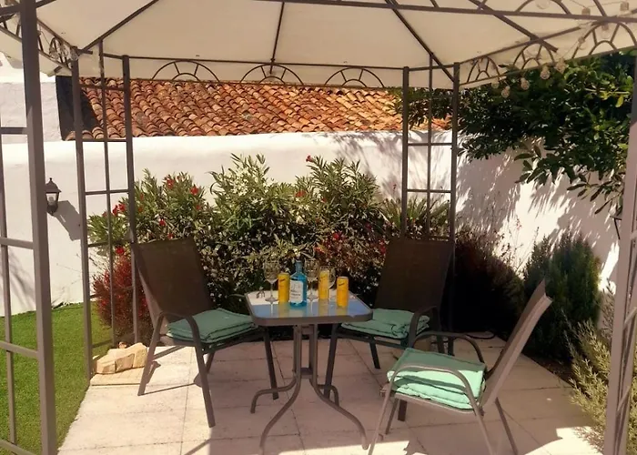 빌라 Quinta Da Calma With Pool And Bbq *